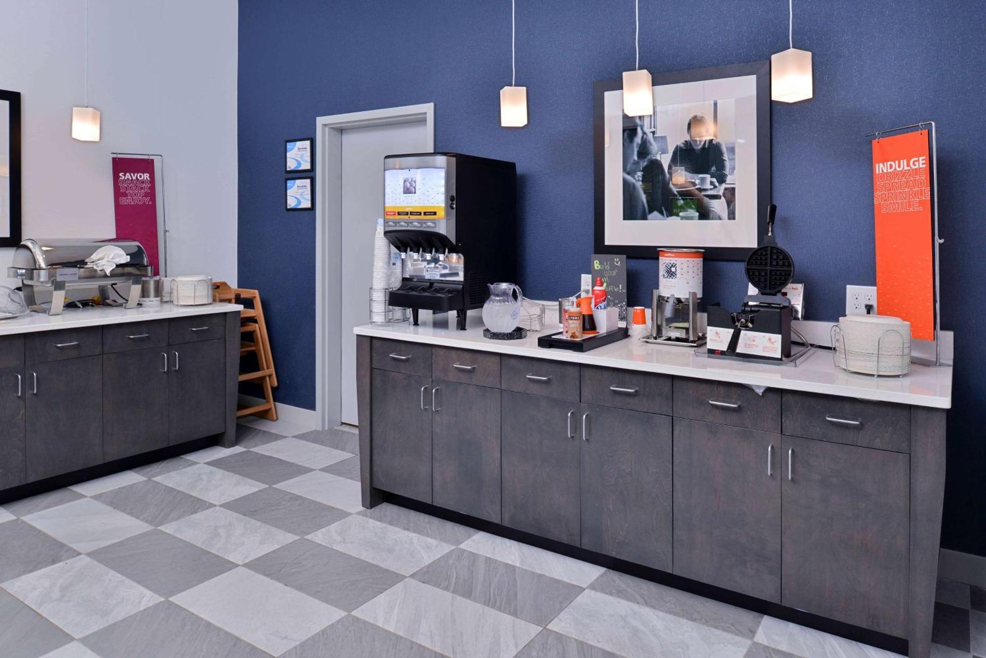Hotel Hampton & Shelby, North Carolina 3*